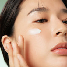 PURITO SEOUL Wonder Releaf Centella Eye Cream 30ml – Soothing Eye Cream for Fine Lines & Sensitive Skin | Original Korean Skincare Pakistan