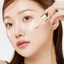 Medicube AGE-R Vita C Pro Ampoule 20ml – Vitamin C Brightening & Dark Spot Care | Original Korean Skincare Pakistan