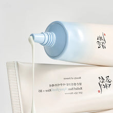 Beauty of Joseon Relief Sun Aqua-fresh : Rice + B5 SPF50+ PA++++ 50ml – texture close-up